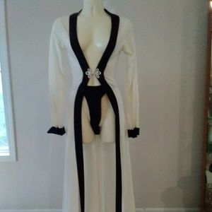 ONE OF A KIND! Delicate Illusions long robe NWOT